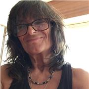 Doy clases particulares de yoga y meditación tanto individuales como en grupos reducidos. Amplia experiencia en Hatha yoga, Yin yoga y Vinyasa yoga
